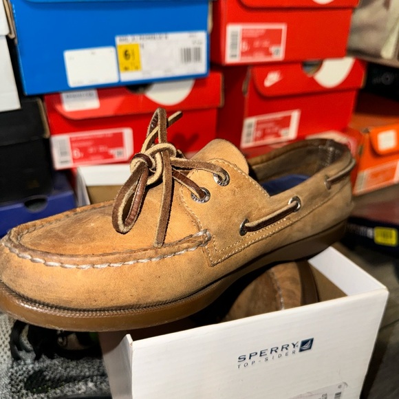 Sperrys - Picture 3 of 4